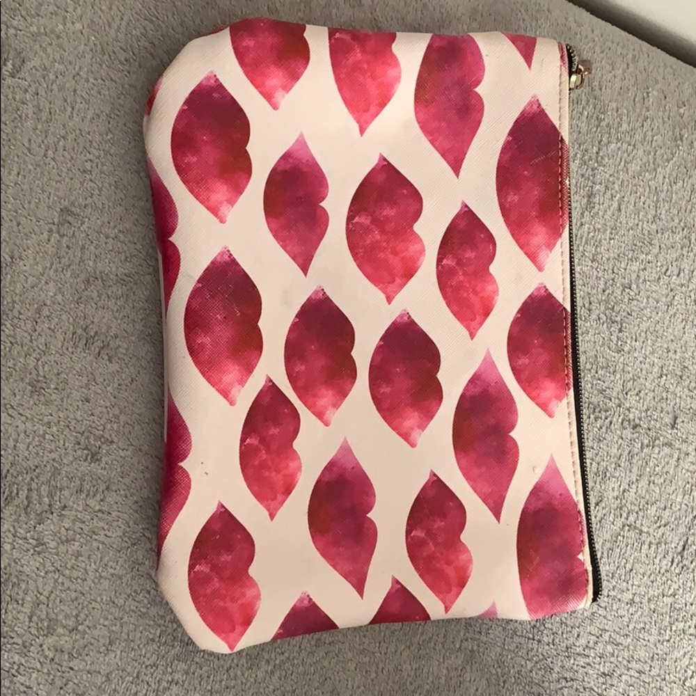 COSMETICS LIP BAG - Picture 2 of 3
